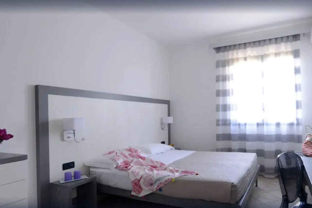Oasis Hotel Residence Resort Lampedusa 3*,  Italien