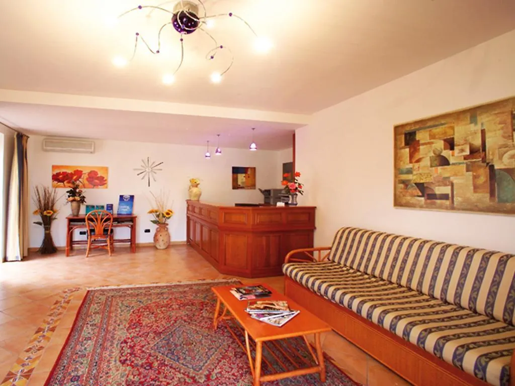 Oasis Hotel Residence Resort Lampedusa 3*,