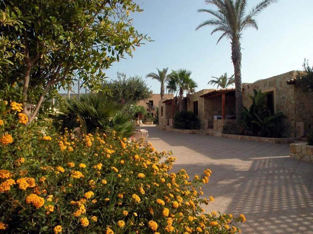 Oasis Hotel Residence Resort Lampedusa 3*,